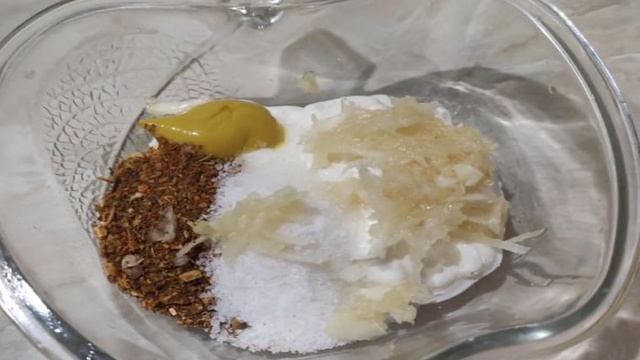 Цыпленок запечённый в сметане