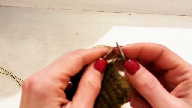Платье вязаное спицами из мохера Урок вязания воротни