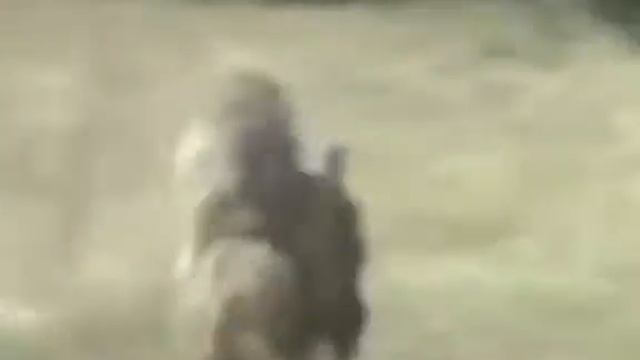 а ты топи топи тапочку в пол