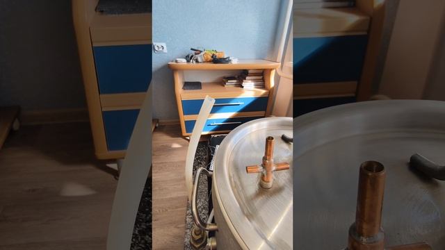 девайс для уровня в кубе жидкости и других функций.