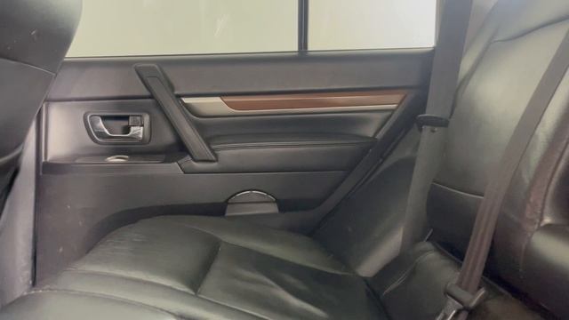 Mitsubishi Pajero 01006