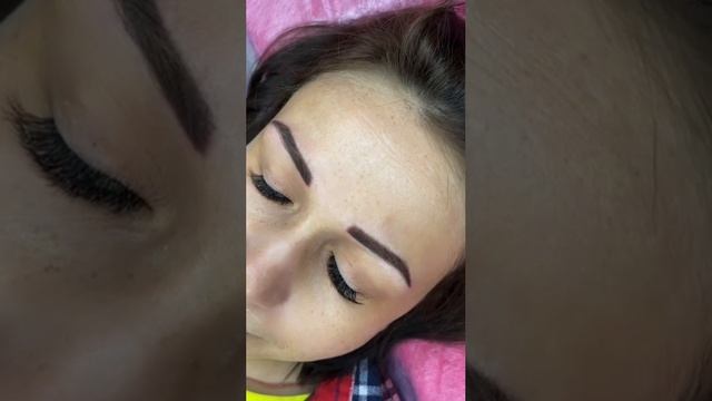 перманентный макияж Краснодар Изумрудный город и наращивание ресниц