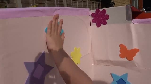 Мисс Кэйти и Мистер Макс (Miss Katy) Кэти и Макс играют в новом детском игровом домике