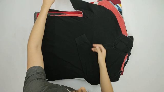 24059 Футболки мужские T/SH-M A (1 кат) 4 пак 10кг 5.95€/кг 52шт