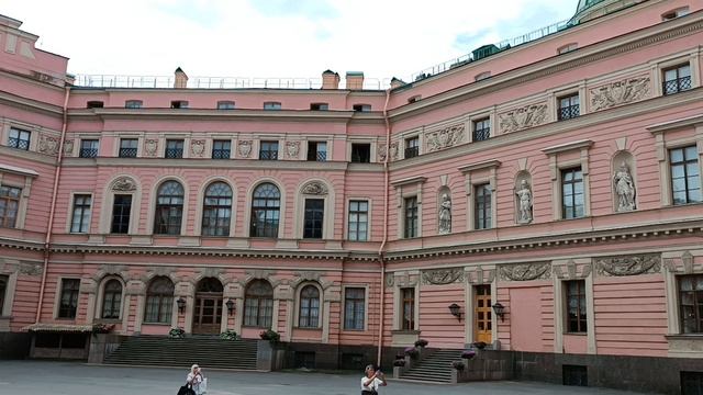 Михайловский замок