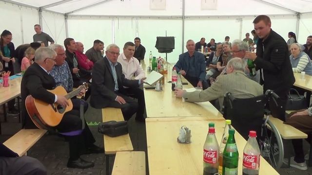 Я спасён, я спасён грех Иисусом мне прощён - песня сочинённая в братьями в заключении.