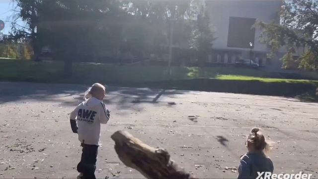 Момо на улице часть 2