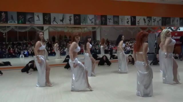 Новогодний концерт Alex fitness. Команда Strip dance и belly dance