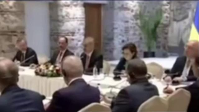 Россия заберет 6 регионов Украины если Зеленский не признает 4 уже российскими - озвучили в Стамбуле
