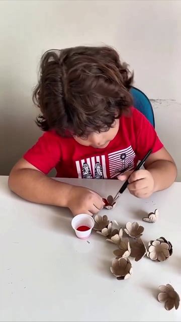 Классная картина из бумаги ❤️