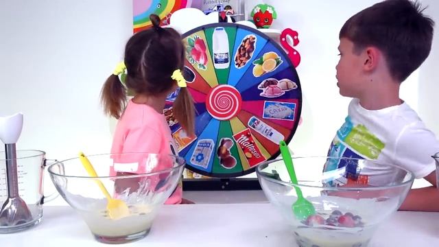 Мисс Кэйти и Мистер Макс (Miss Katy) Катя и Макс играют в торт челлендж