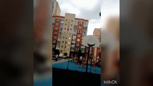 обзор баскетбольной площадки
