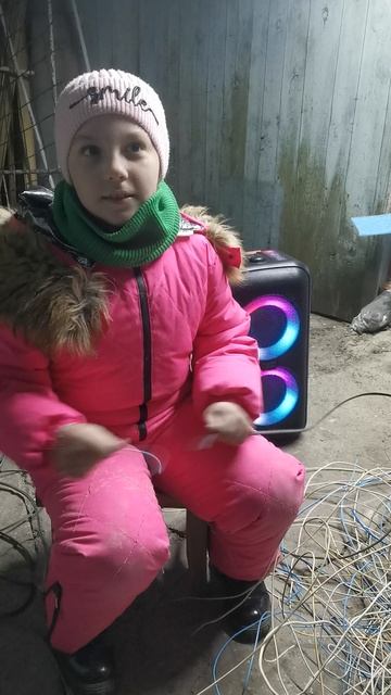 VID_20250516_222237.mp4