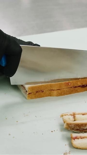 Crust or Crustless PB&J?