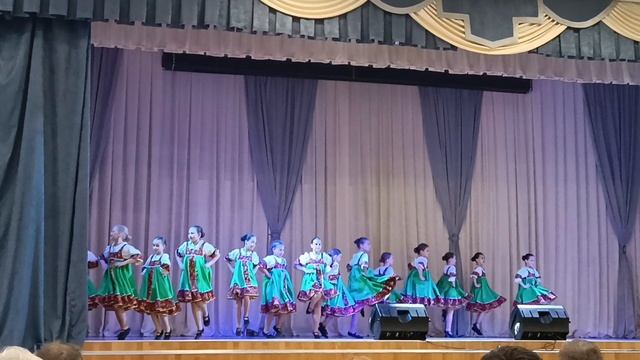 отчётный концерт, ансамбль "Карусель"