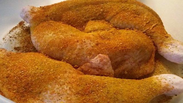 Запеченные куриные окорочка