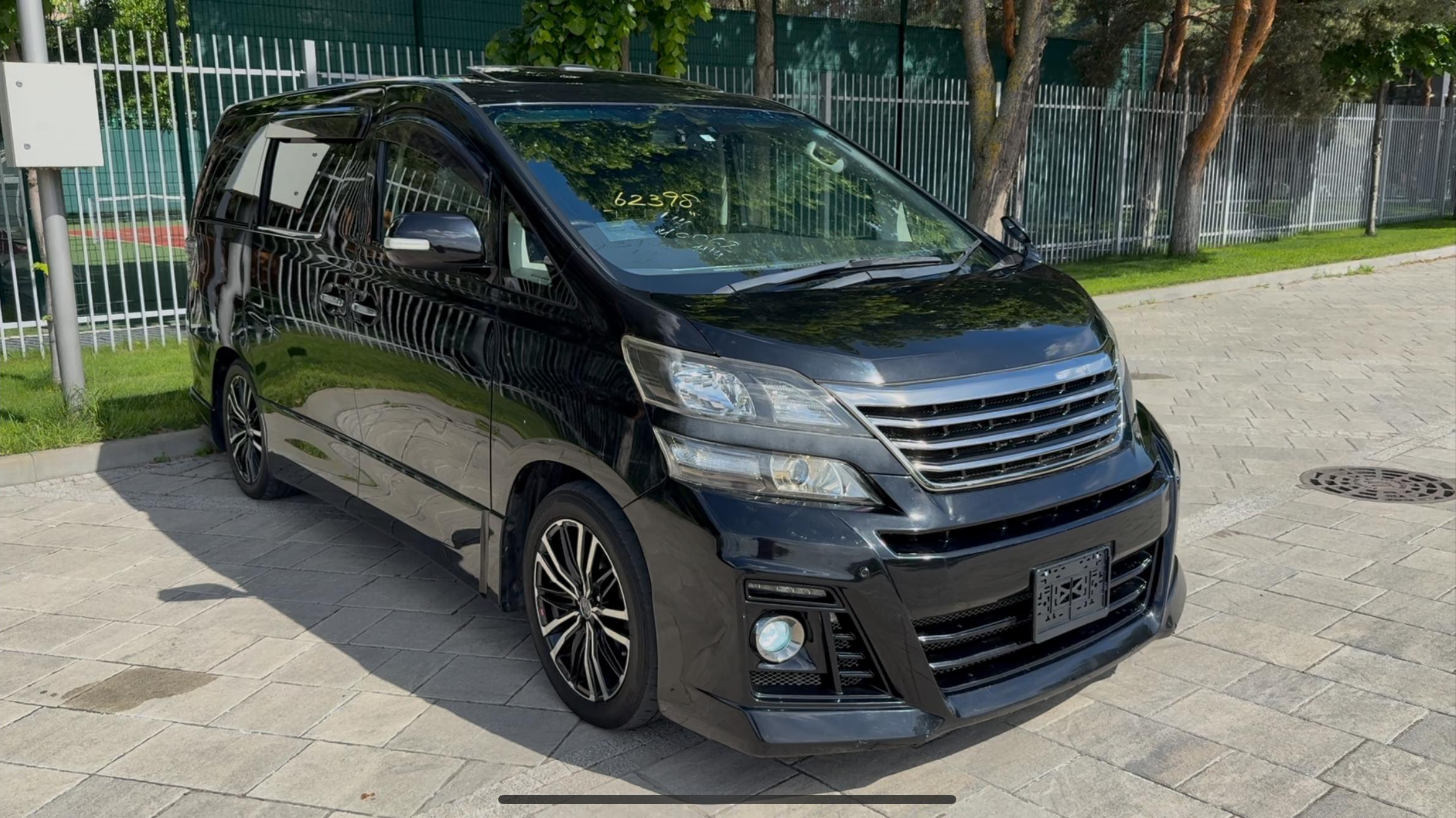 TOYOTA VELLFIRE 2013 г.в Без пробега по РФ! Привезем Любой Санкционный Автомобиль!