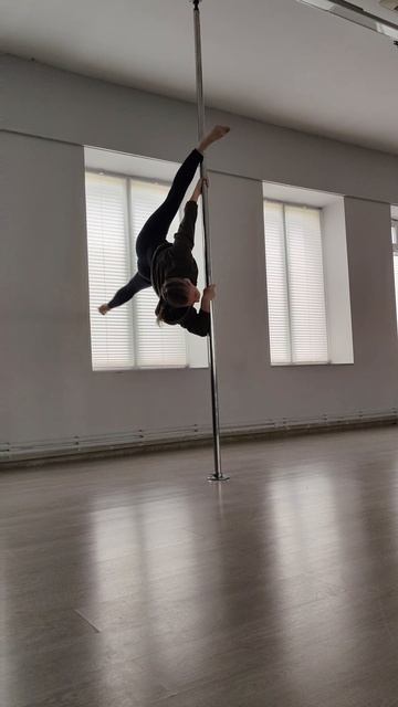 Pole Dance Combo