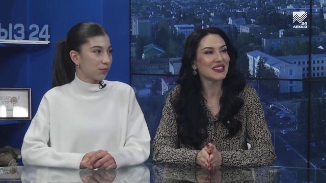 Доброе утро. В гостях Алина Агова и Алина Гукова