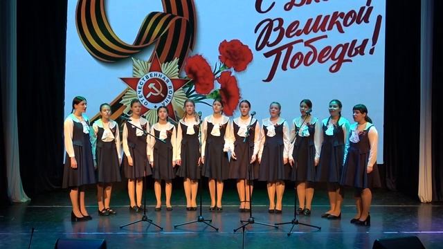 "Ровесницы наши" муз. Ю.Чичкова, сл. М.Пляцковского