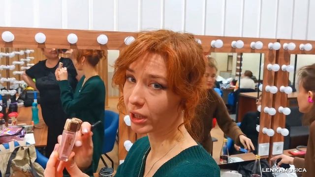ЧТО У НАС В концертной КОСМЕТИЧКЕ. Обзор косметики из ?