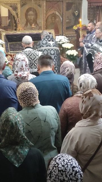 1000168026.mp4Чин Погребения Плащаницы 18 апреля 17 28