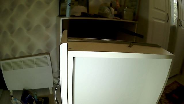 Ящики комода открываются плохо и выпадают шарики.