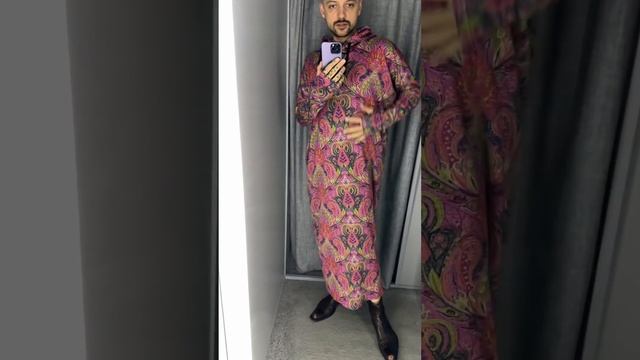 Суперсвободное платье из Джерси с узким рукавом.