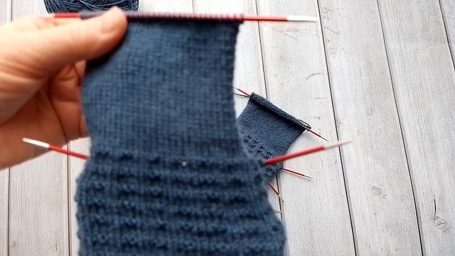 Шапка довязана. Два процесса. Покупка.