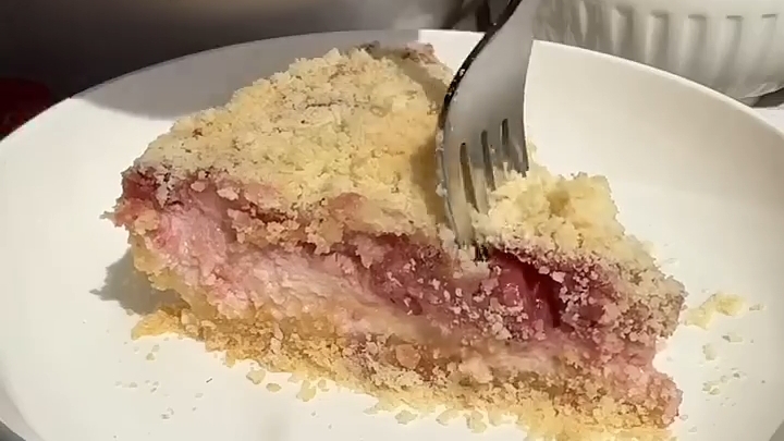 Королевская ВАТРУШКА...🍰🍓☕😋    Рецепт в описании ✍️