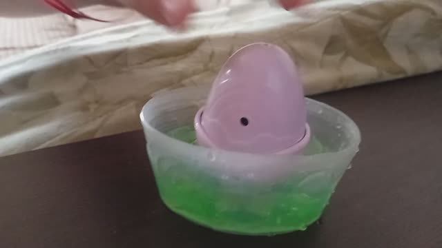 Новая игрушка Таси. Подарок от сестры на День Рождения.