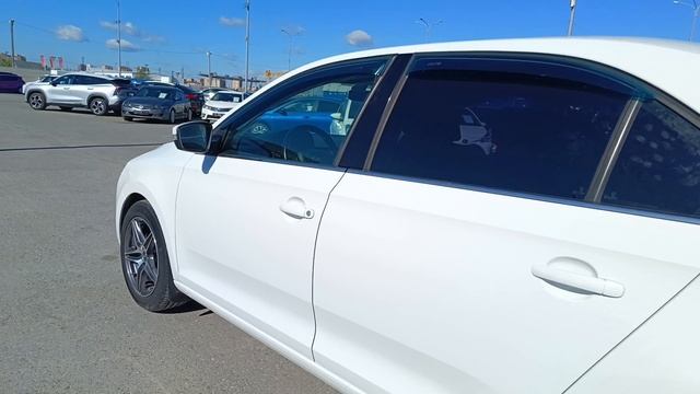 Skoda Rapid 1.6 MT (90 л.с.) 2017