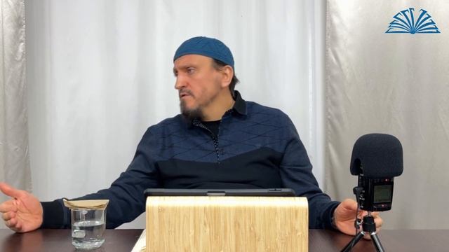 Каким должен быть мужчина дома с женой и детьми?