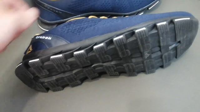 Кроссовки Reebok