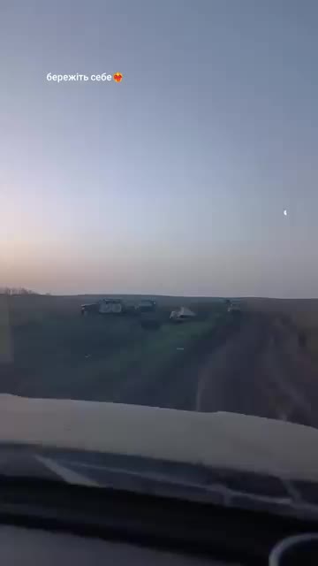 Уничтоженная колонна автотранспорта украинских боевиков на Покровском направлении.