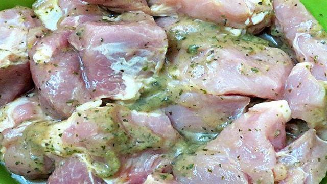 Свинина запеченная в духовке