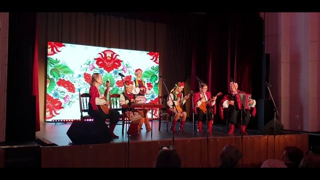 Ансамбль народных инстурментов "Славяночка" - Украинские узоры (Коктебельская ДШИ) Рук. Железко Ю.И