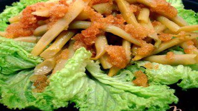 Фасоль стручковая под сухарным соусом