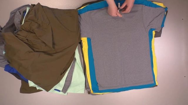 лот 886 Футболки без принта сток крем (8,7 кг, 49 шт, 15,5 евро