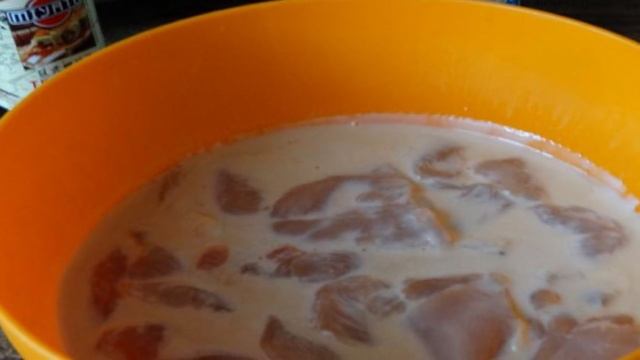 Куриное филе в кефире и соусе терияки