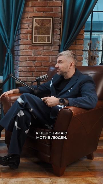 Как ЭКОНОМЯТ француженки / Послушай Петра