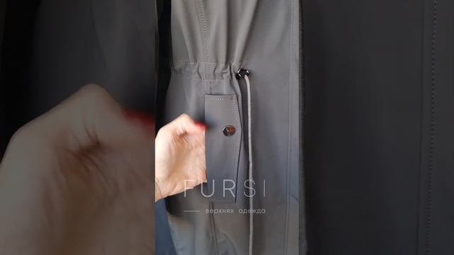 Видеообзор Парка бутылочная с мехом из енота на подкл?