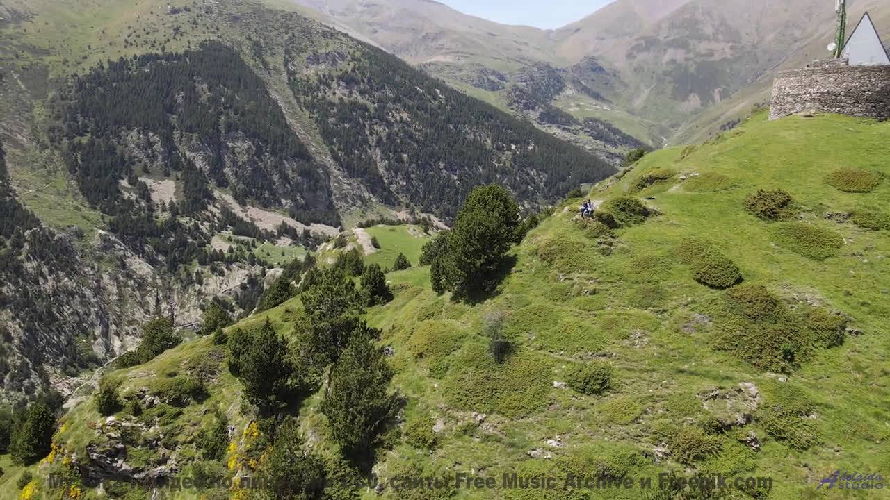 Пейзажи и музыка вместе дарят личный космос - Asleep -- Frau Holle -- Different Ways