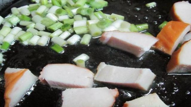 Тортилья с копченной курицей и спаржевой фасолью