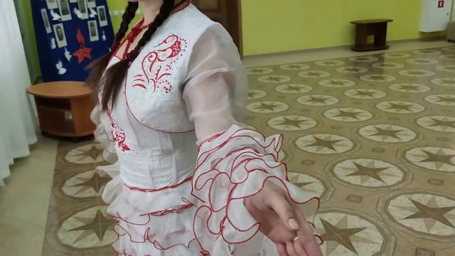 Женский  традиционный костюм Казахстана