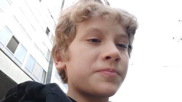 показываю своё лицо