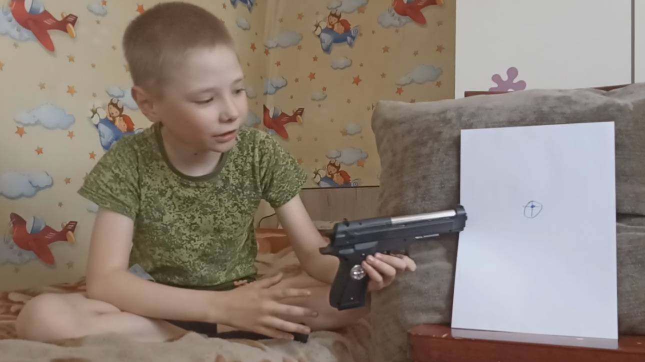 Сколько листиков бумаги пробьёт мой пистолет