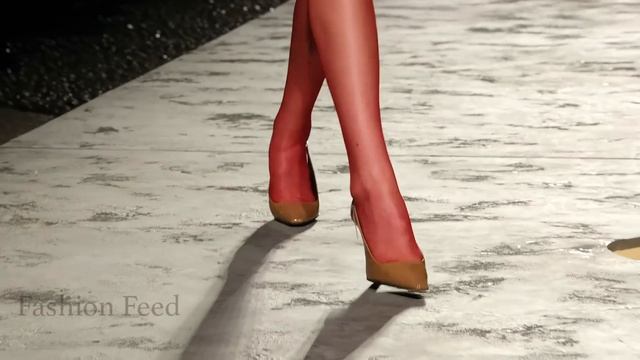 Versace _ SpringSummer 2025 _ Milan Fashion Week - 4K