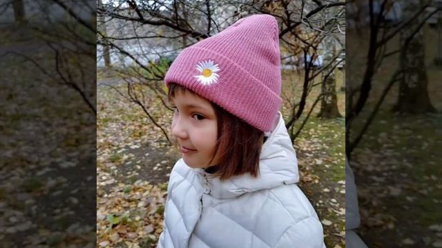 ТРИКОТАЖНАЯ ШАПОЧКА с ВЫШИВКОЙ двухслойная с подворо?
