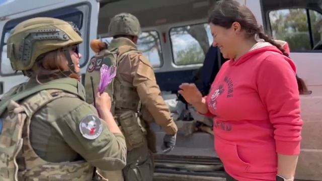 АНГЕЛЫ В ОРЛИНСКОМ С ГУМАНИТАРНОЙ ПОМОЩЬЮ